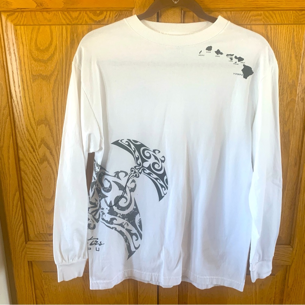 White Hawaiian Island Graphic Long Sleeve Shirt